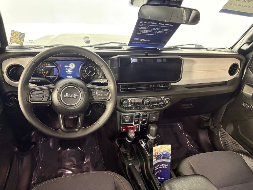 Used 2024 Jeep Gladiator Sport AWD/4WD image 25