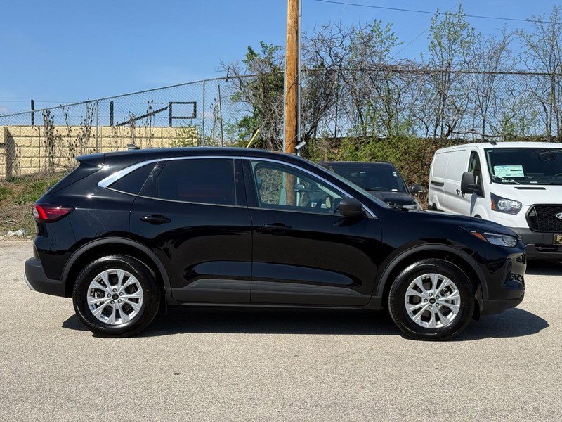 Certified 2023 Ford Escape Active AWD/4WD image 5