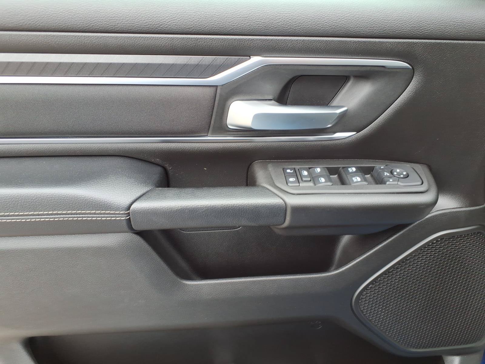 Used 2025 RAM 1500 Big Horn AWD/4WD image 11