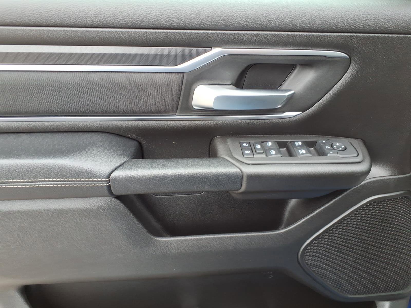 Used 2025 RAM 1500 Big Horn AWD/4WD image 11