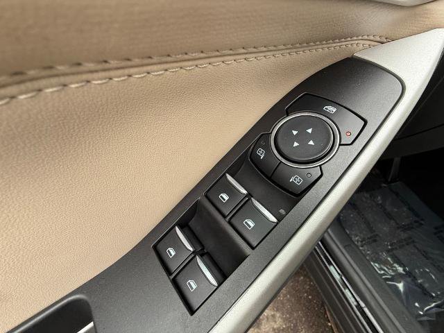 Certified 2024 Ford Explorer XLT w/ Class IV Trailer Tow Package image 21