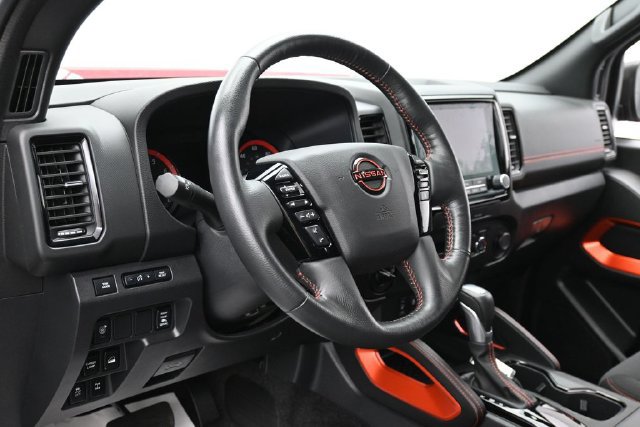 Used 2023 Nissan Frontier PRO-4X w/ Pro Convenience Package AWD/4WD image 15