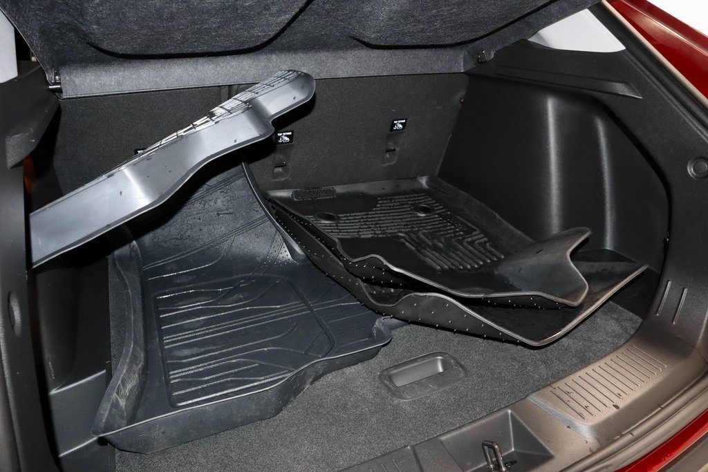 Used 2024 Chevrolet Trax LT w/ Driver Confidence Package image 15