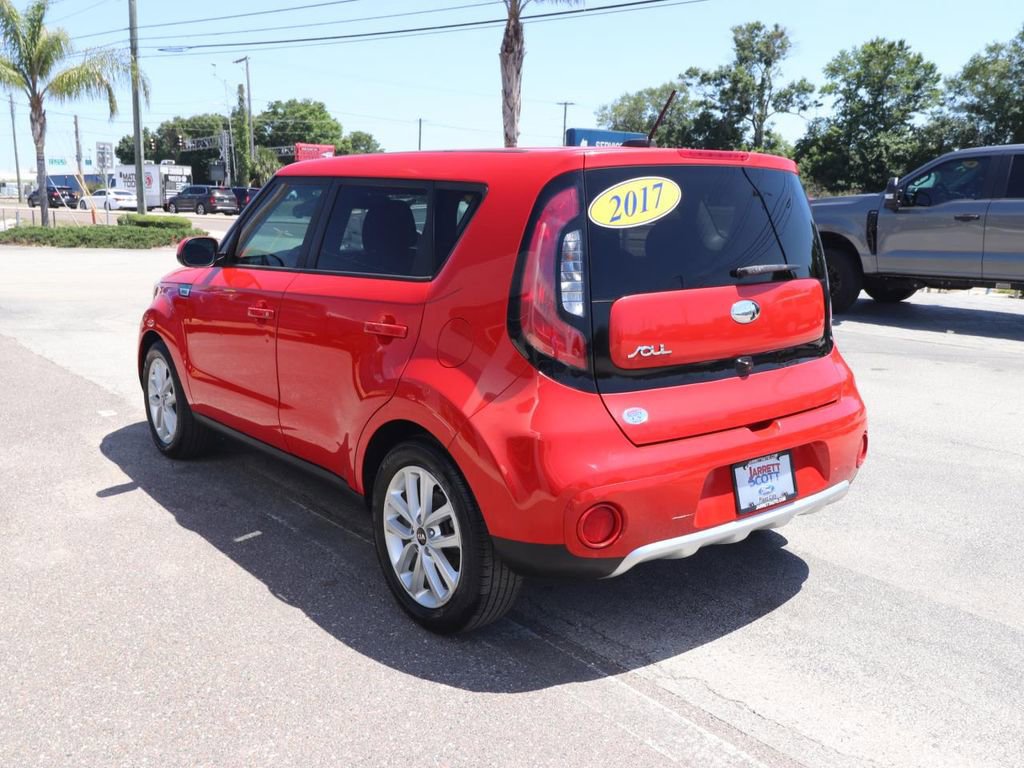Used 2017 Kia Soul + FWD image 3
