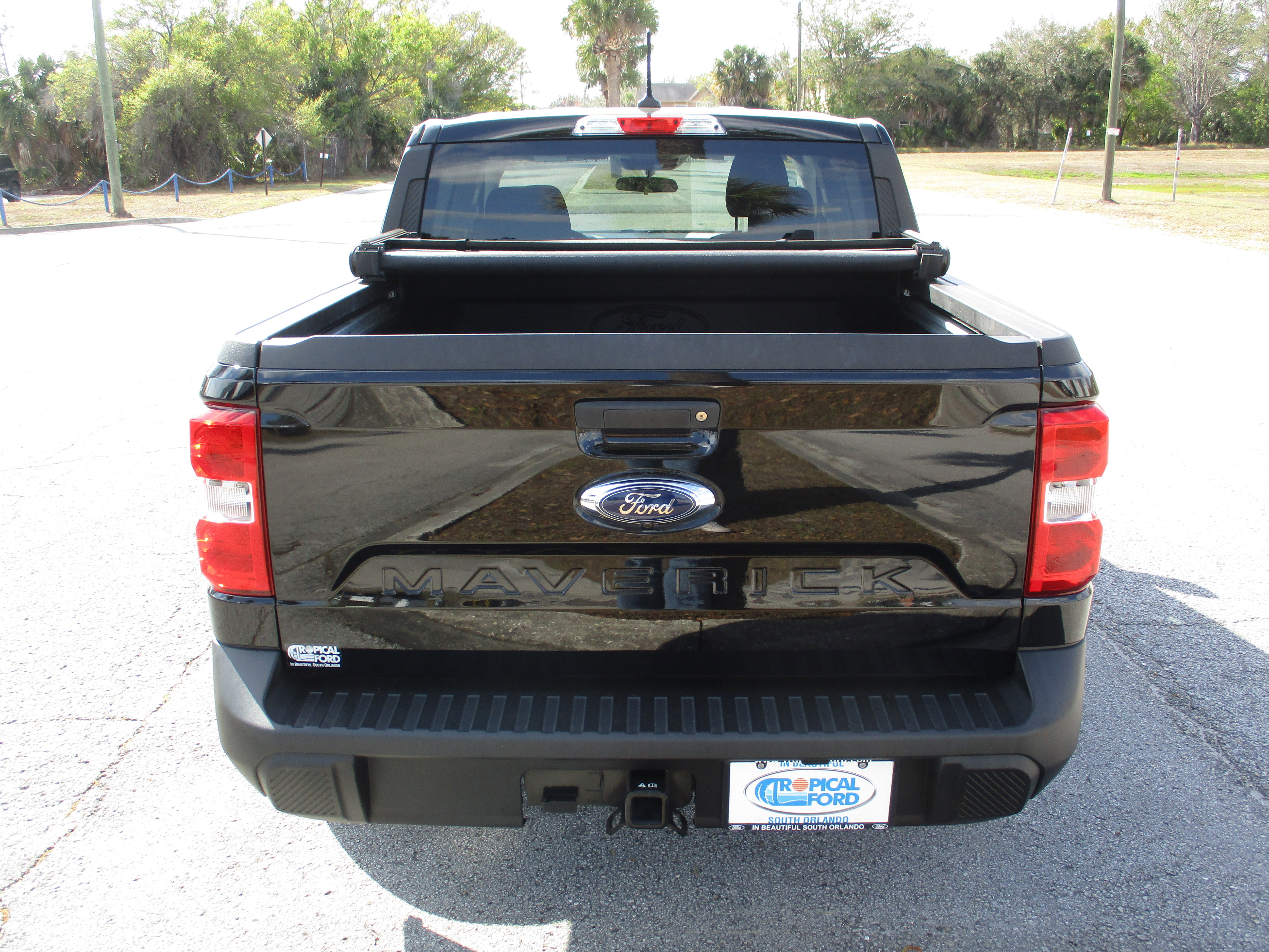 Certified 2024 Ford Maverick XLT w/ XLT Luxury Package FWD image 4