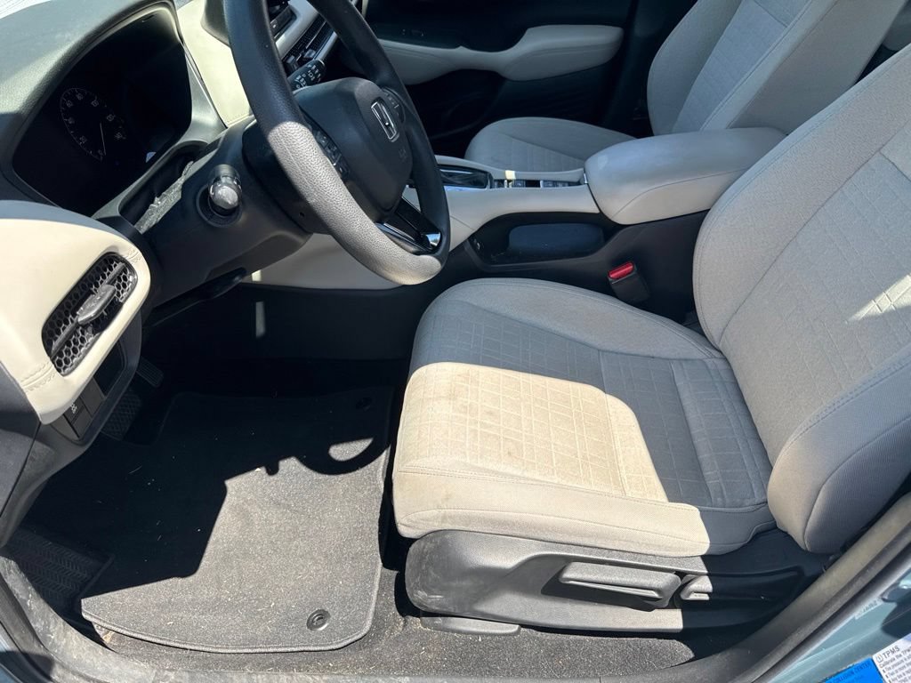 Used 2023 Honda HR-V LX image 6