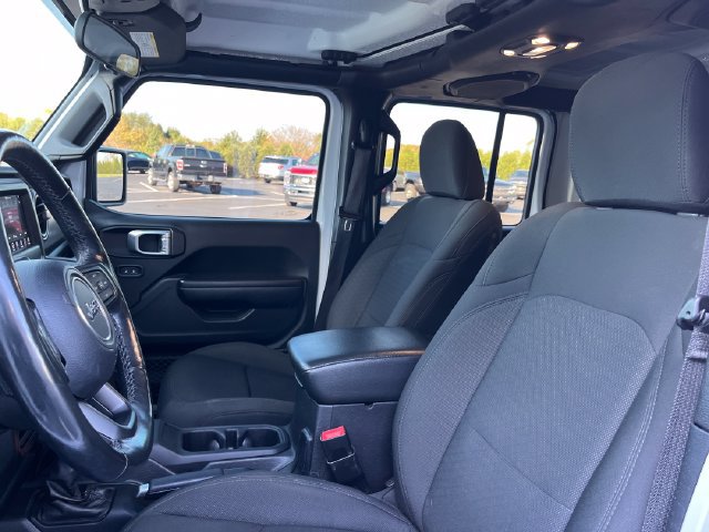 Used 2021 Jeep Wrangler Unlimited Sport AWD/4WD image 14