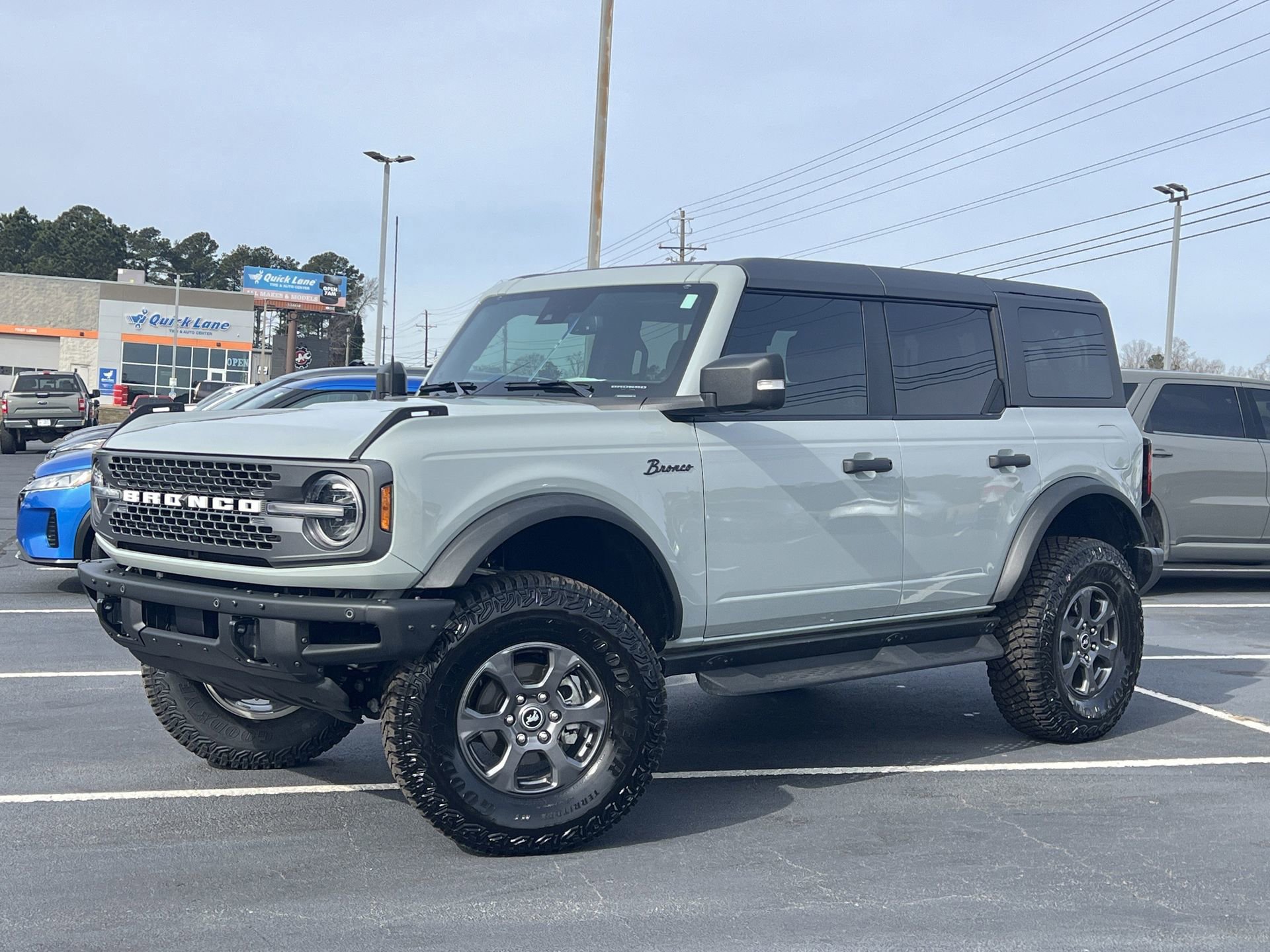 Certified 2024 Ford Bronco Badlands image 7