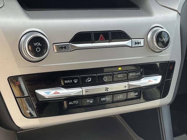 Certified 2023 Ford Explorer XLT w/ Equipment Group 202A image 28