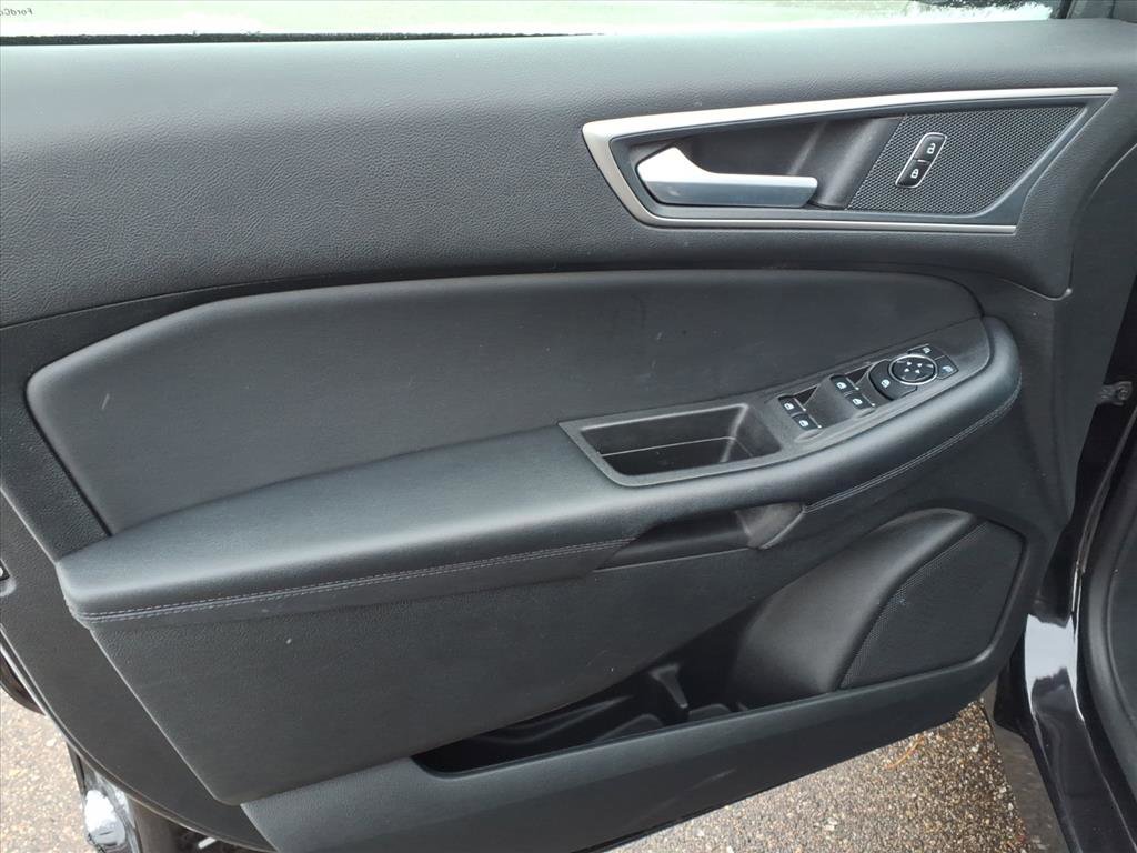 Certified 2024 Ford Edge SEL w/ Convenience Package image 13