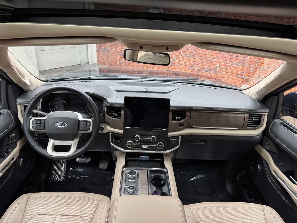 Certified 2023 Ford Expedition Limited AWD/4WD image 13
