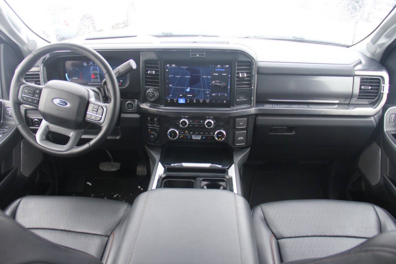 Certified 2025 Ford F350 Lariat w/ Lariat Ultimate Package AWD/4WD image 15