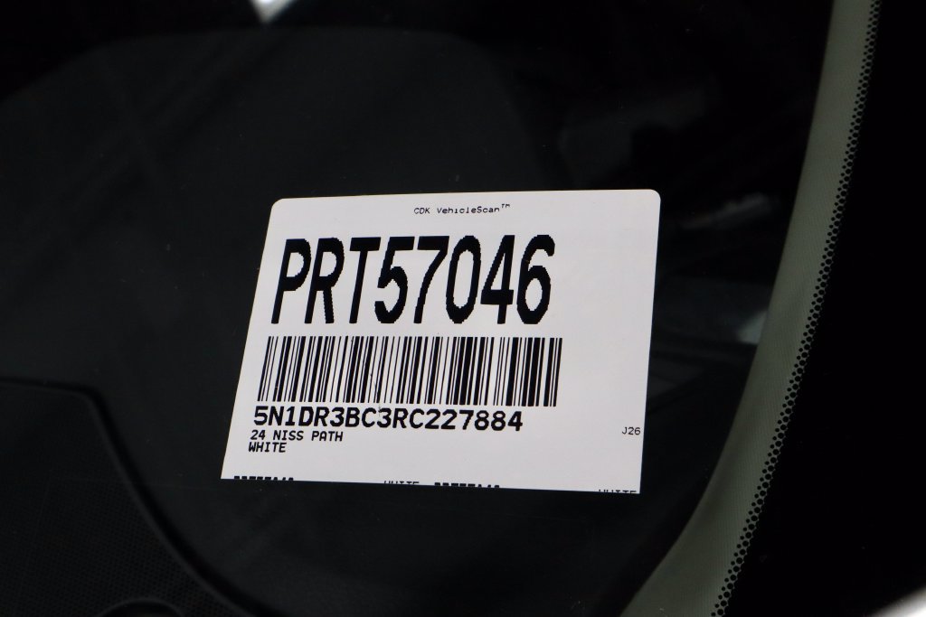 Used 2024 Nissan Pathfinder SV w/ Black Appearance Package AWD/4WD image 33