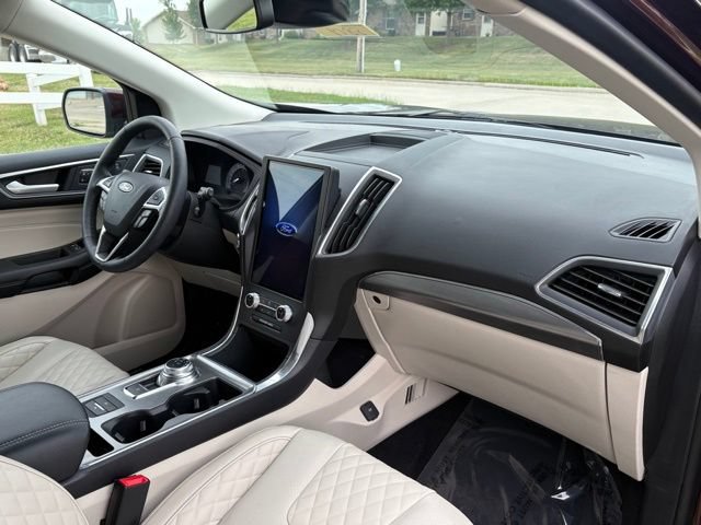 Certified 2024 Ford Edge Titanium w/ Equipment Group 301A AWD/4WD image 12
