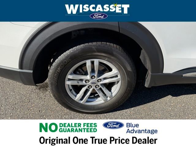 Certified 2022 Ford Explorer XLT w/ Equipment Group 202A image 32