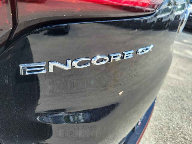 Used 2023 Buick Encore GX Select w/ Sport Touring Package FWD image 6