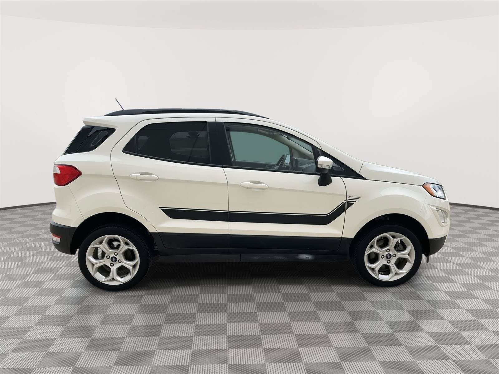 Certified 2022 Ford EcoSport SE w/ SE Convenience Package AWD/4WD image 4