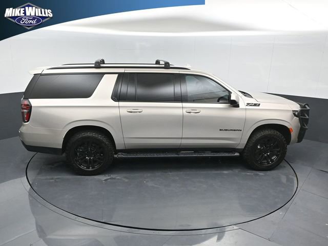 Used 2023 Chevrolet Suburban Z71 image 24