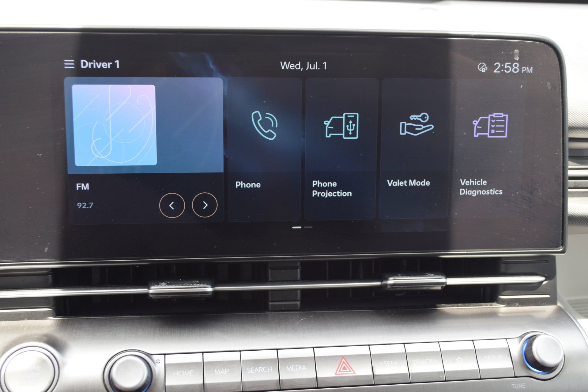 Used 2025 Hyundai Kona SEL FWD image 14