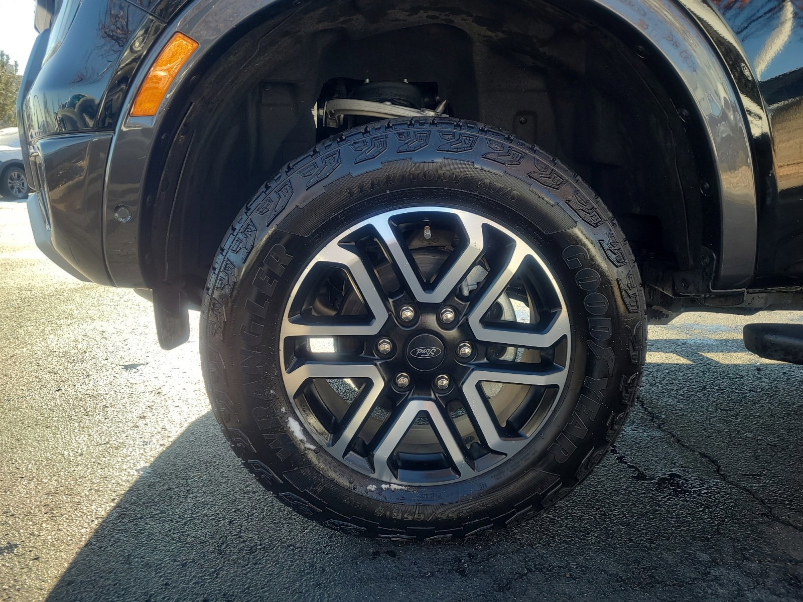 Certified 2024 Ford Ranger Lariat w/ FX4 Off-Road Package image 26