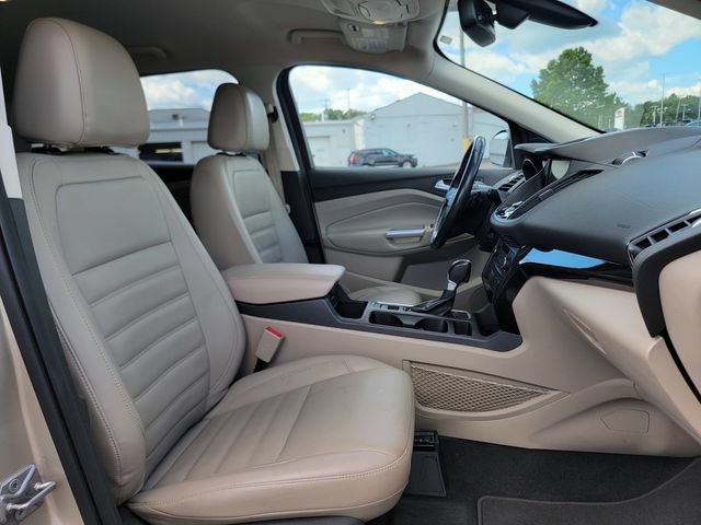 Certified 2017 Ford Escape Titanium FWD image 24