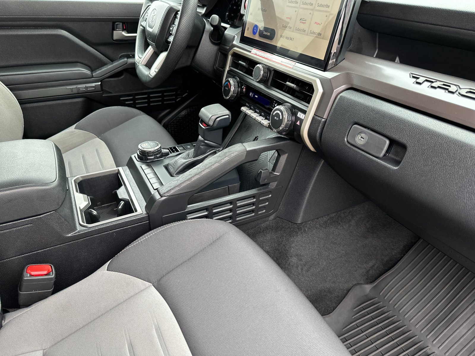 Used 2024 Toyota Tacoma SR5 image 15