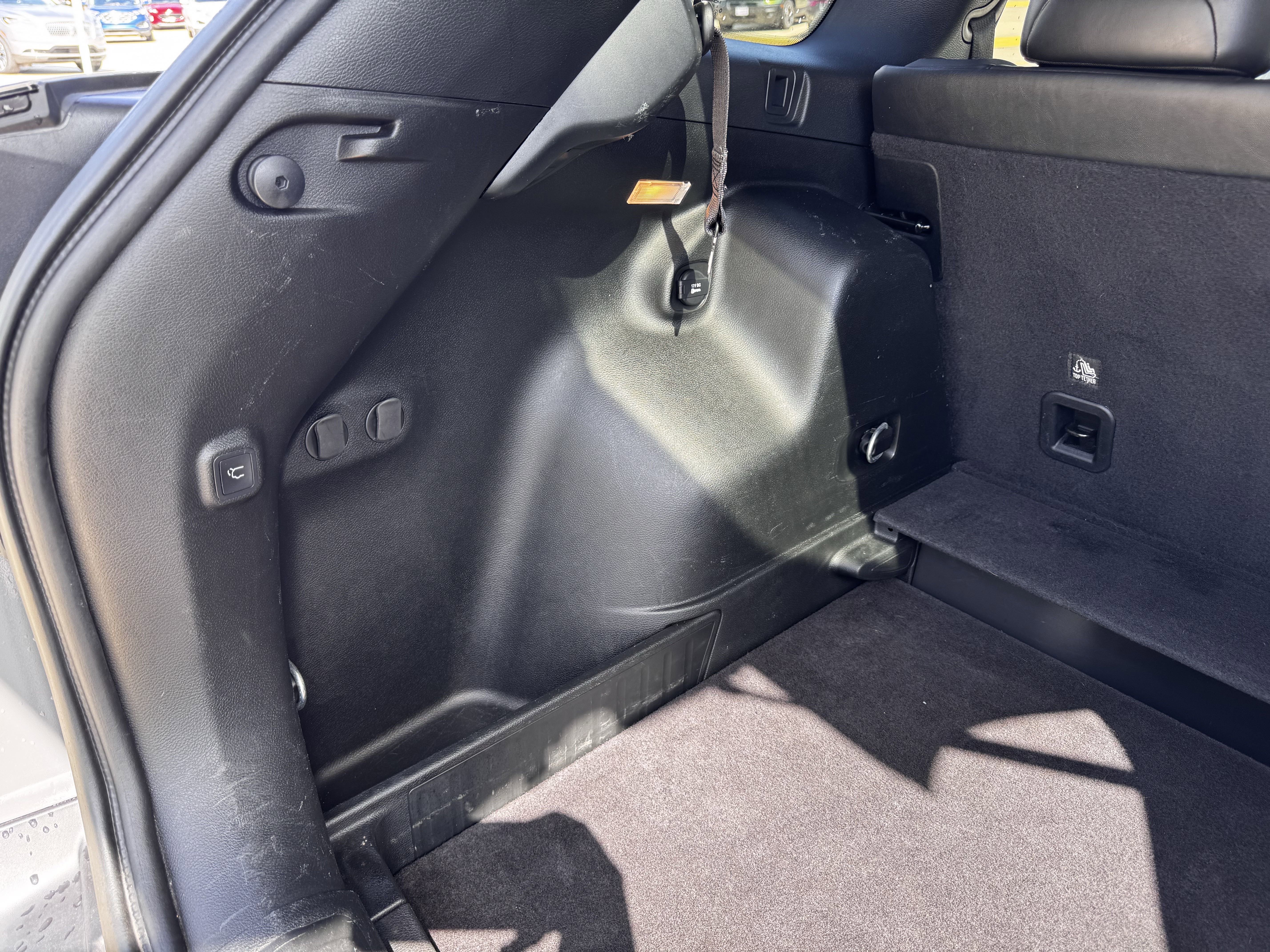 Used 2023 Jeep Cherokee Altitude Lux image 36