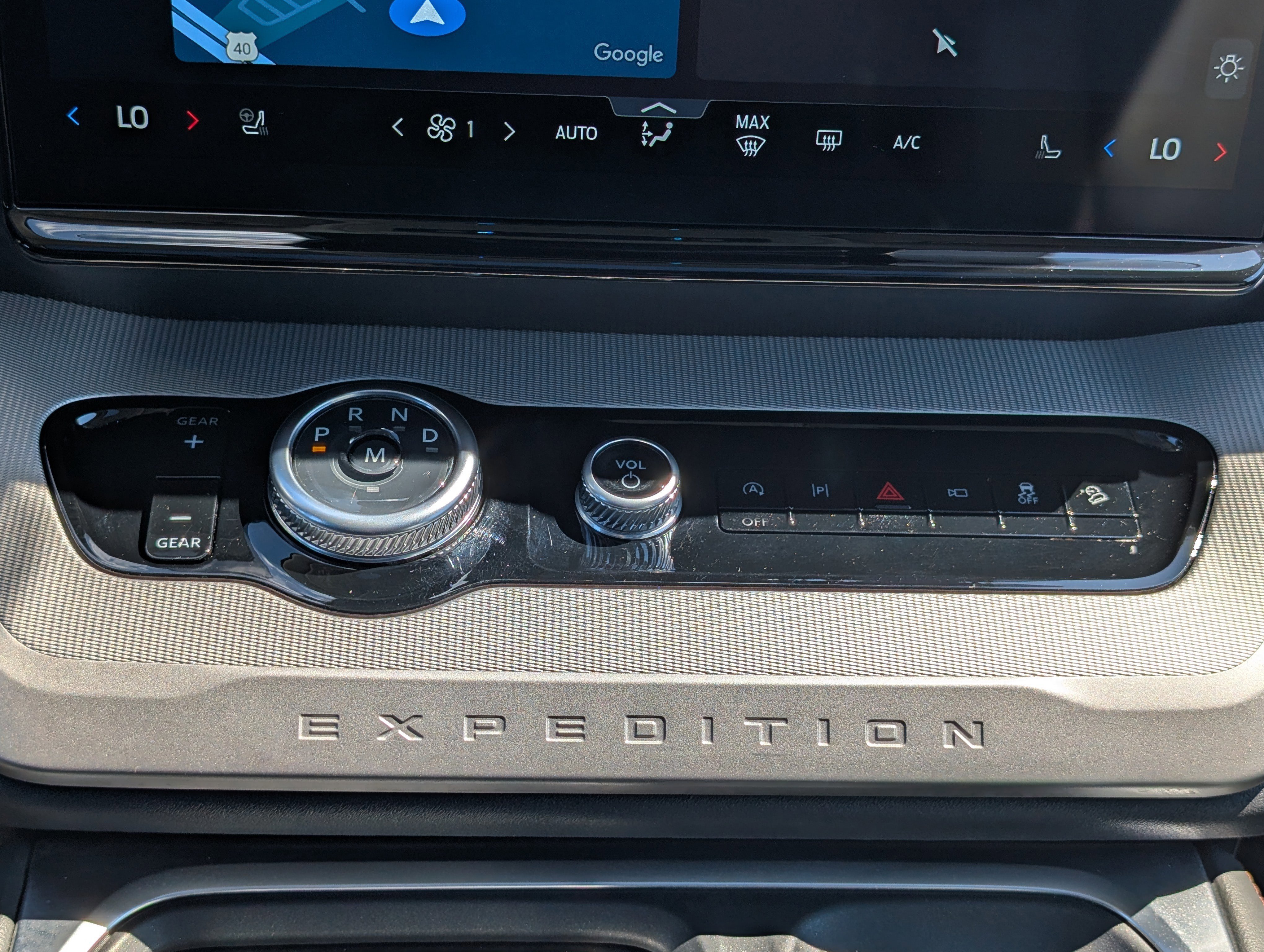 Certified 2025 Ford Expedition Active image 29