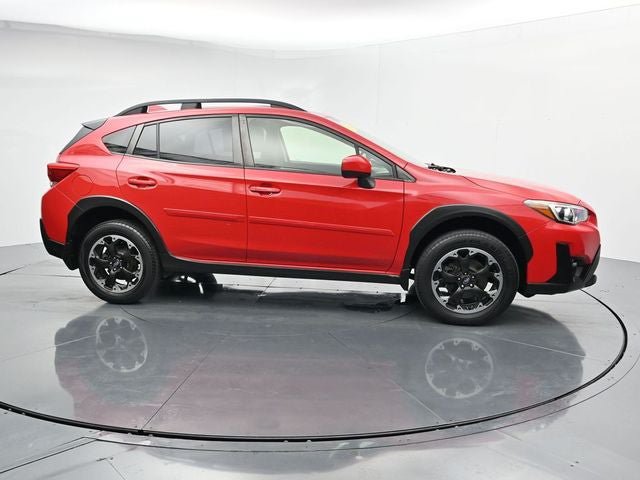 Used 2021 Subaru Crosstrek 2.0i Premium w/ Moonroof Package AWD/4WD image 12