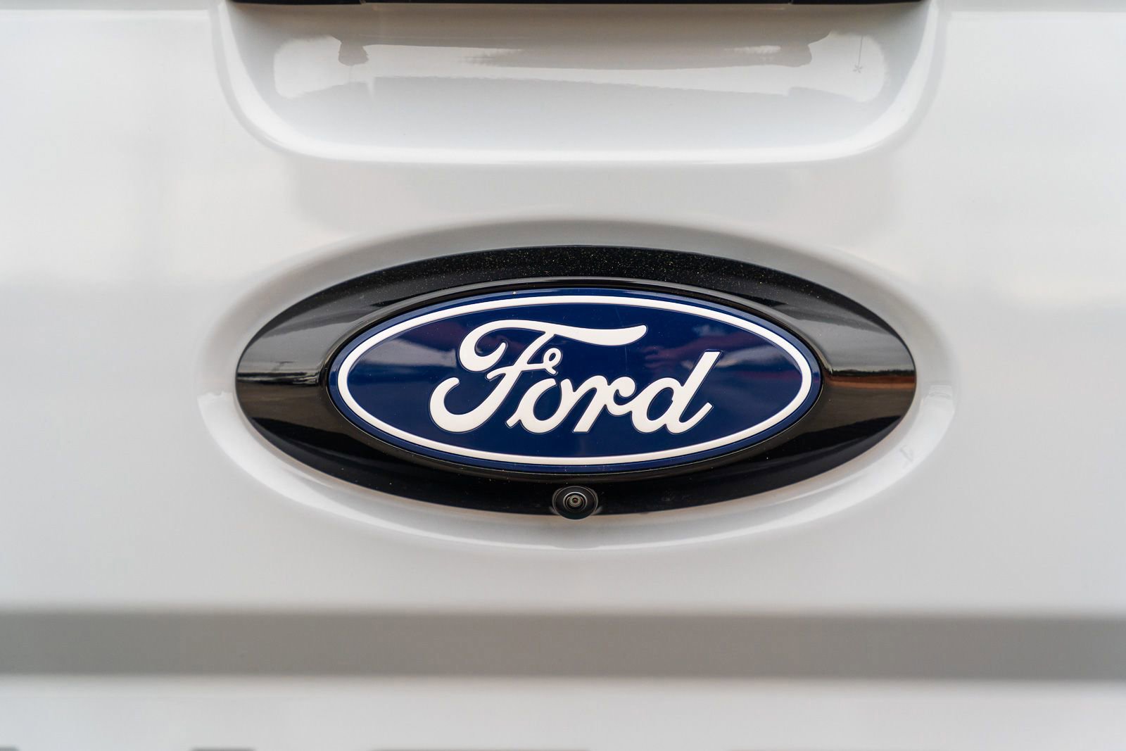 Certified 2025 Ford Maverick XL w/ Equipment Group 102A image 16