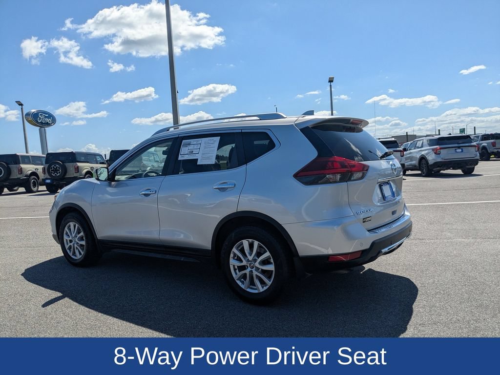 Used 2020 Nissan Rogue SV FWD image 7
