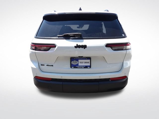 Used 2023 Jeep Grand Cherokee L Laredo AWD/4WD image 16