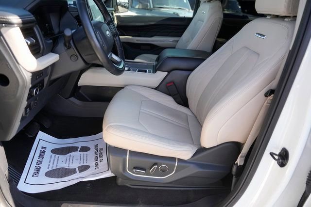 Certified 2024 Ford Expedition Max Platinum image 9