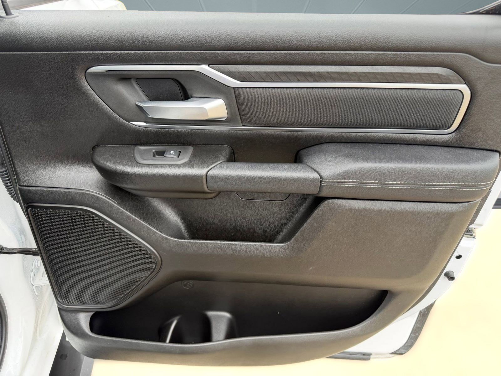 Used 2025 RAM 1500 Lone Star image 21