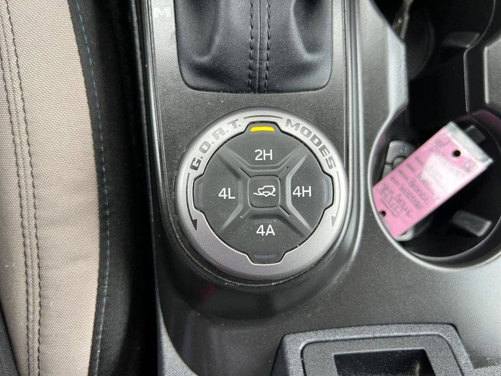 Certified 2022 Ford Bronco Wildtrak AWD/4WD image 18