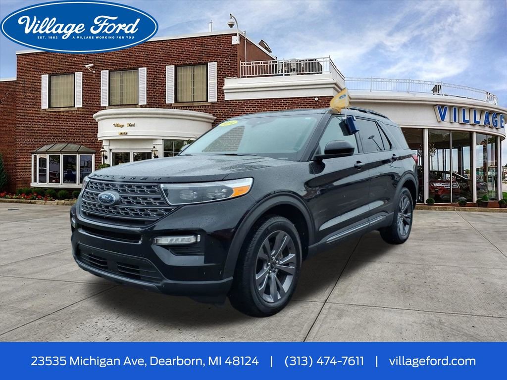 Certified 2024 Ford Explorer XLT w/ Equipment Group 202A