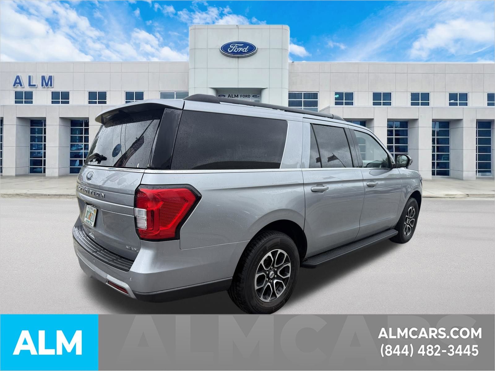 Certified 2024 Ford Expedition Max XLT RWD image 5