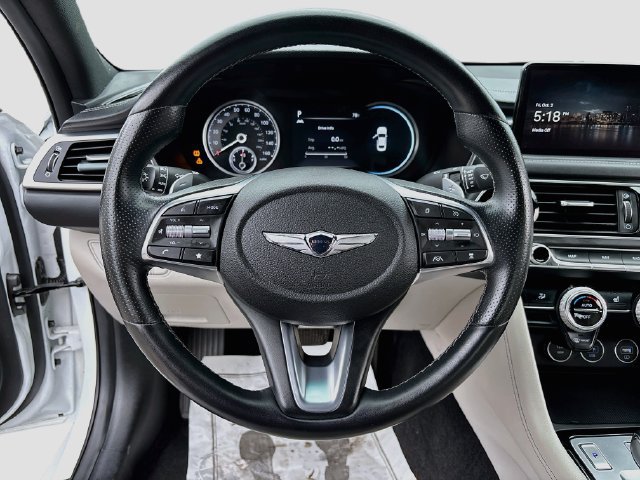 Used 2022 Genesis G70 2.0T RWD image 11