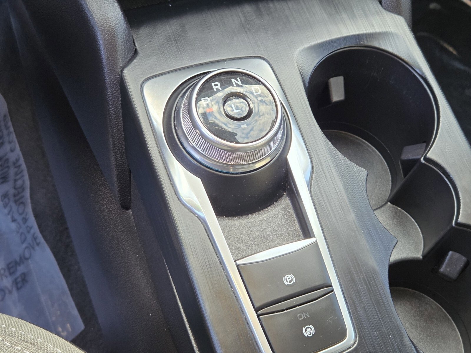 Certified 2022 Ford Escape SE w/ SE Sport Appearance Package image 23