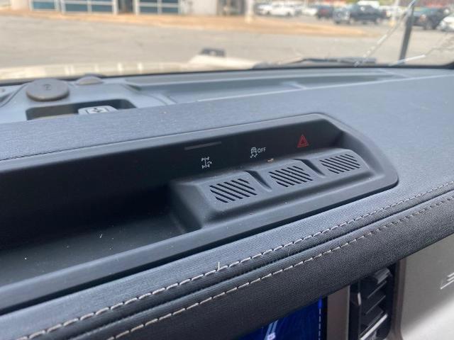 Certified 2025 Ford Bronco Outer Banks AWD/4WD image 21