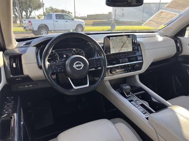 Used 2022 Nissan Pathfinder SL w/ SL Premium Package image 18