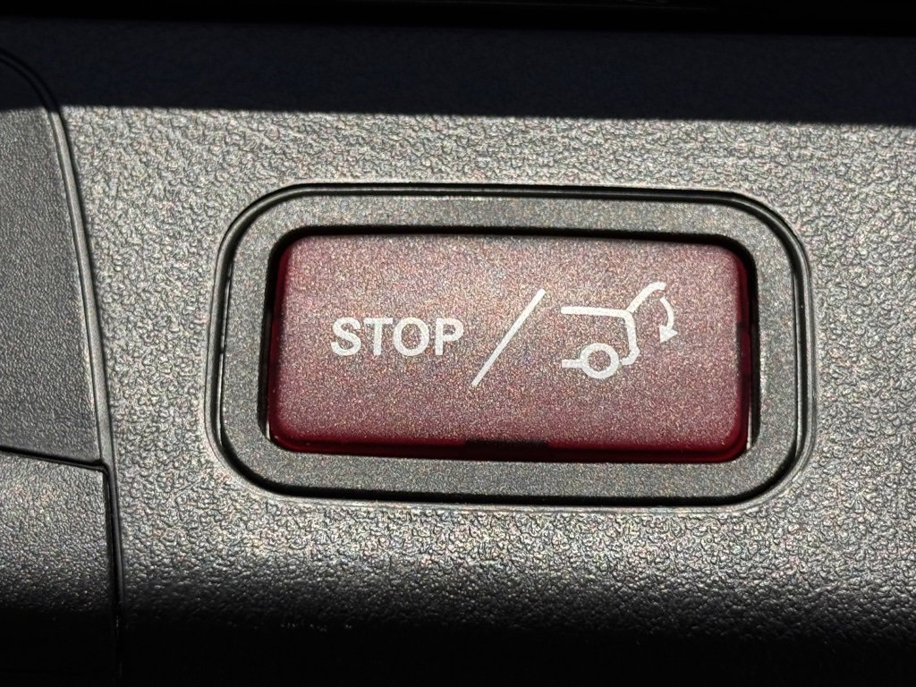 Used 2023 Mercedes-Benz EQB 300 300 image 14