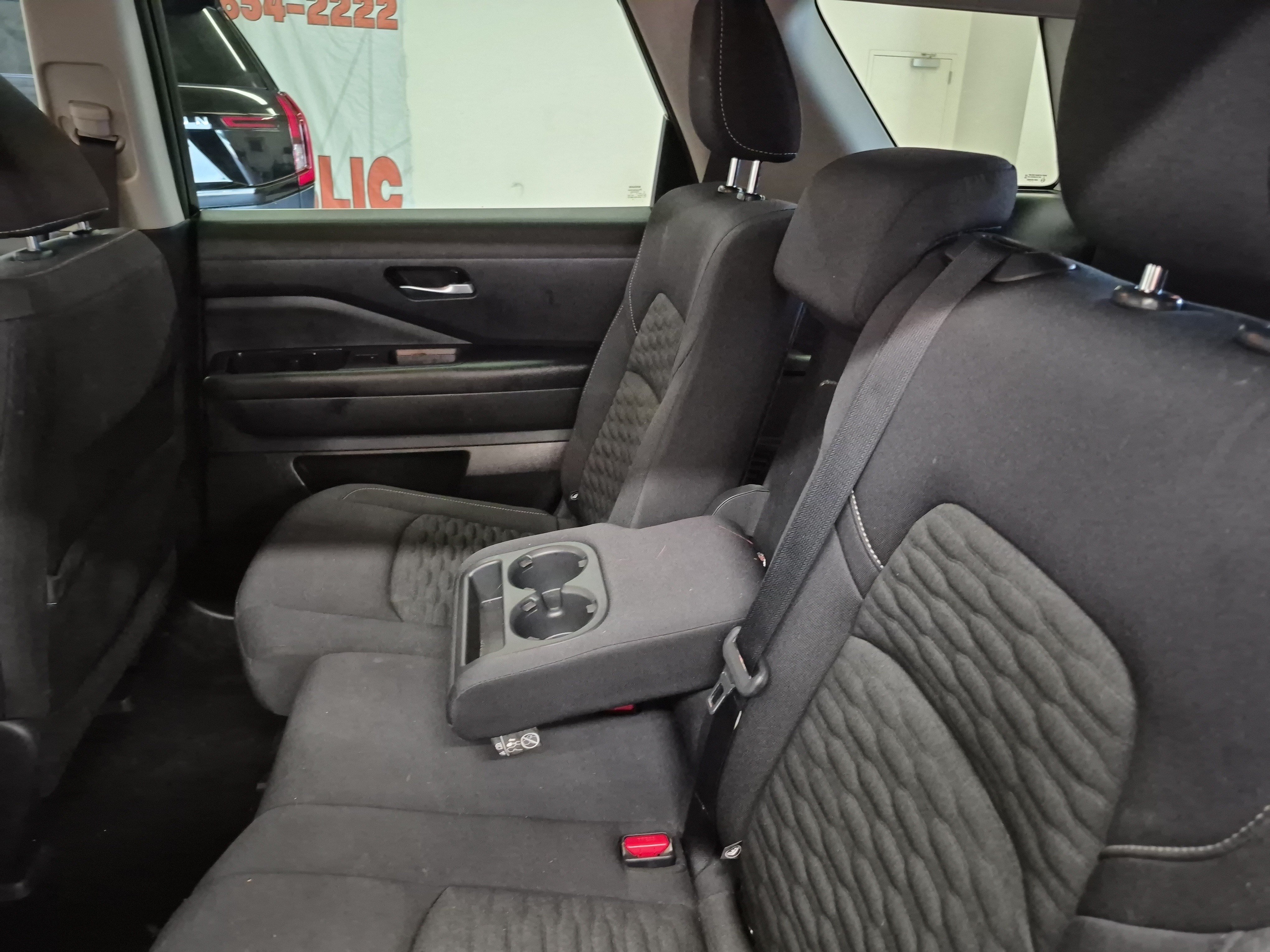 Used 2022 Nissan Pathfinder S FWD image 14