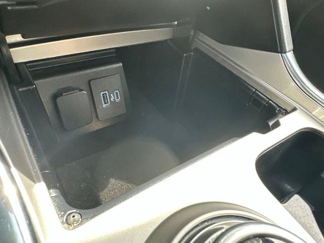 Certified 2023 Ford Explorer Limited w/ Limited Technology Package AWD/4WD image 18