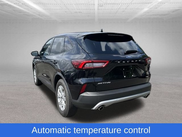 Certified 2025 Ford Escape Active AWD/4WD image 9