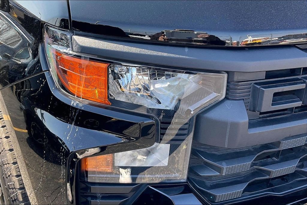Used 2024 Chevrolet Silverado 1500 Custom w/ Turbomax Blackout Package AWD/4WD image 25