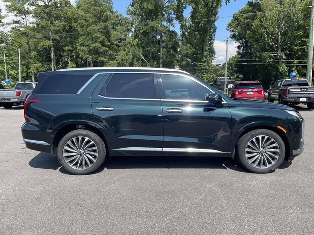 Used 2024 Hyundai Palisade Calligraphy FWD image 3