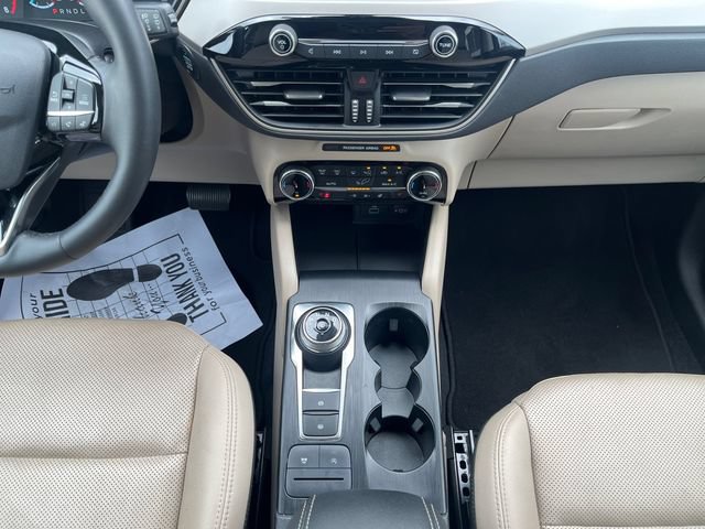 Certified 2022 Ford Escape SEL AWD/4WD image 13