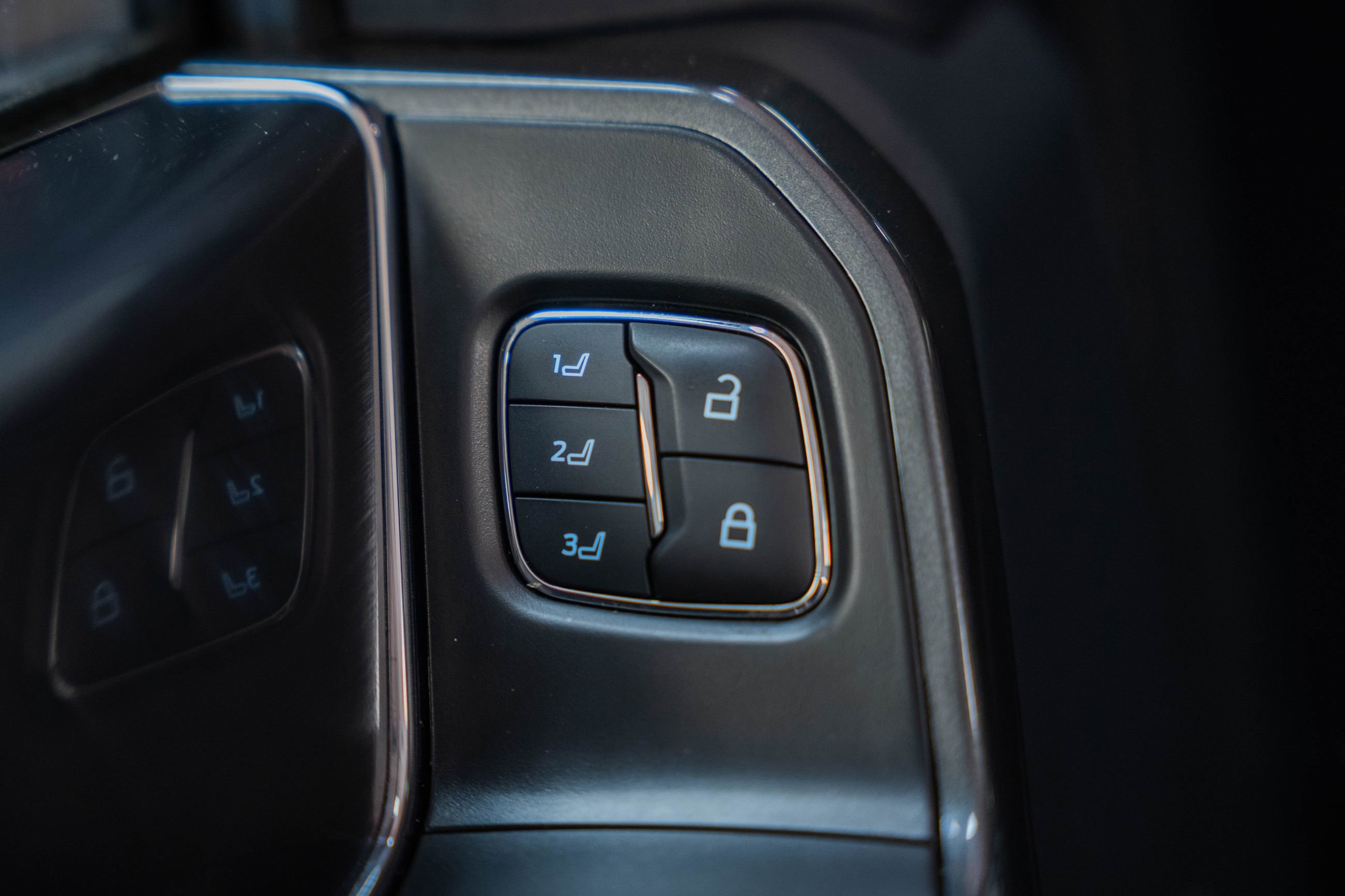 Certified 2022 Ford F150 Lariat w/ Equipment Group 502A High image 48