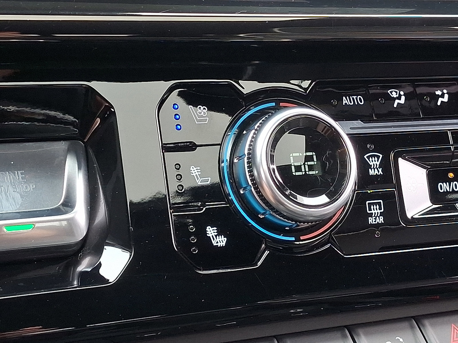 Used 2024 GMC Sierra 1500 AT4X image 31